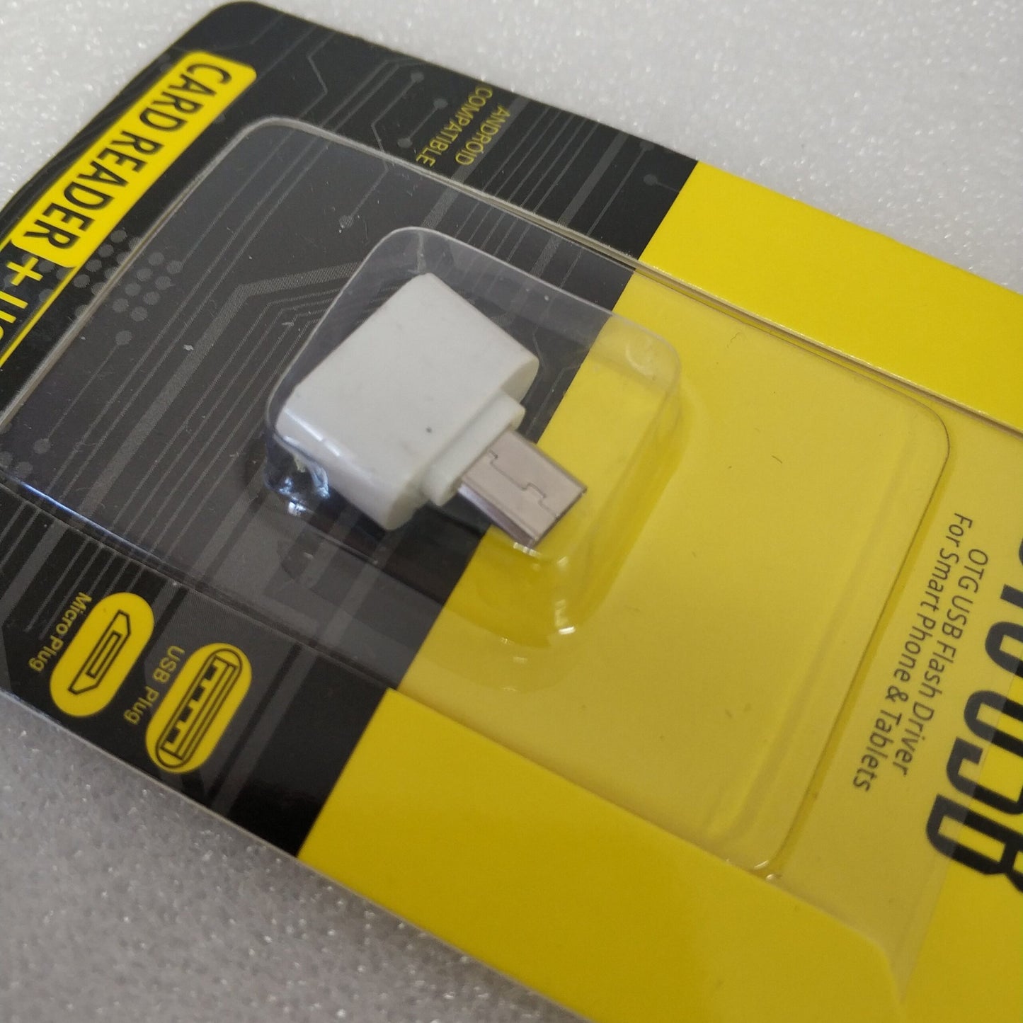 High-Quality Micro USB to USB 2.0 OTG Adapter for Smartphone and Tablet Connectivity - Electromann SA