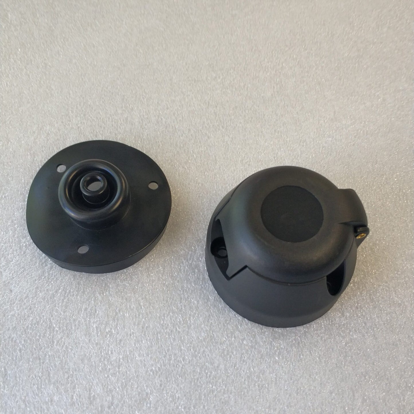12v 7Pin Plastic Female Trailer Plug Socket - Electromann SA