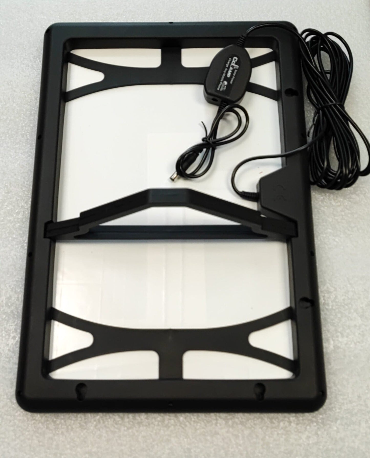 CCLamp CL-1615 15W Solar Mobile Phone and Battery Charger - Electromann SA