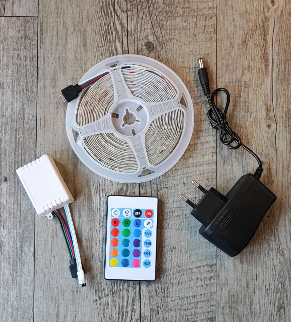 5m Weatherproof RGB LED Light Strip Kit - Versatile and Durable Lighting Solution - Electromann SA
