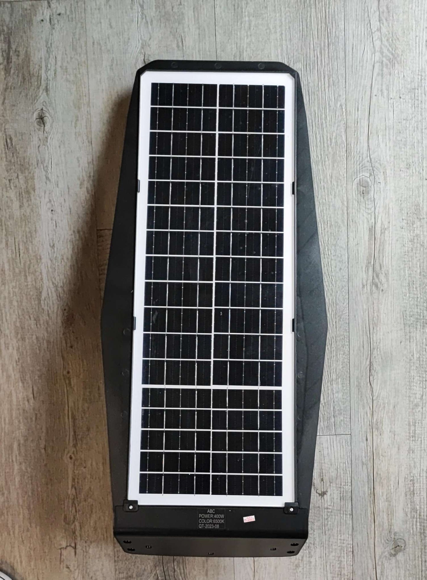 Jortan Solar Powered LED Street Pole Light with Wifi IP Camera - Eco-friendly Outdoor Lighting with Surveillance - Electromann SA