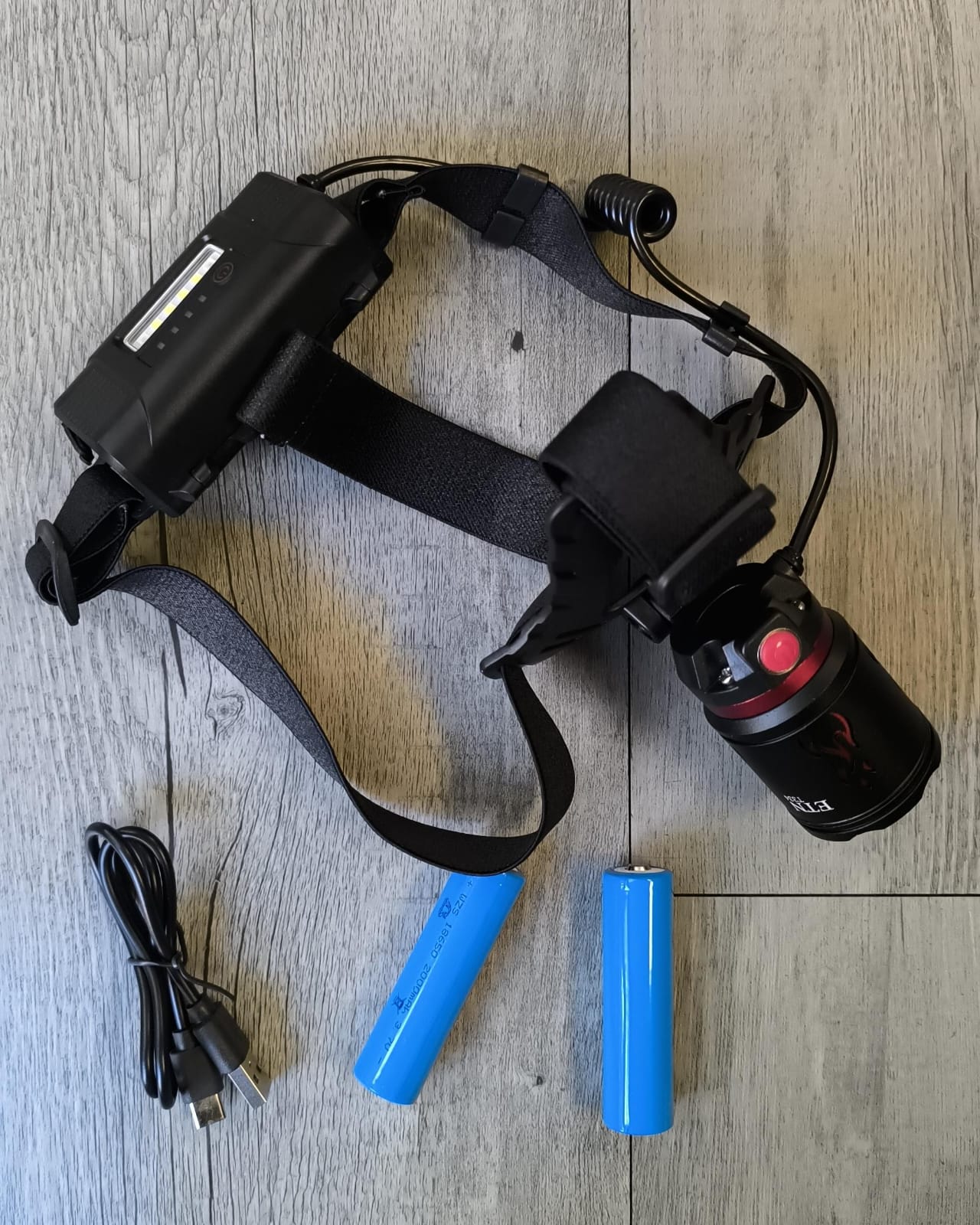 High Power Multi-LED Tactical Headlamp with Front and Rear Lighting - Electromann SA