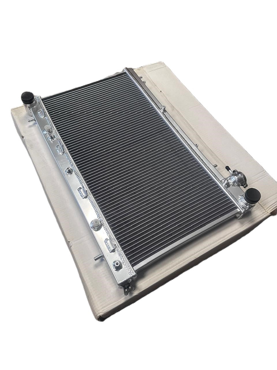 Aluminum Radiator For Subaru Forester & Impreza/Outback 2.2L/2.5L - EJ25/EJ22 Engine 1998-2002 - Electromann SA