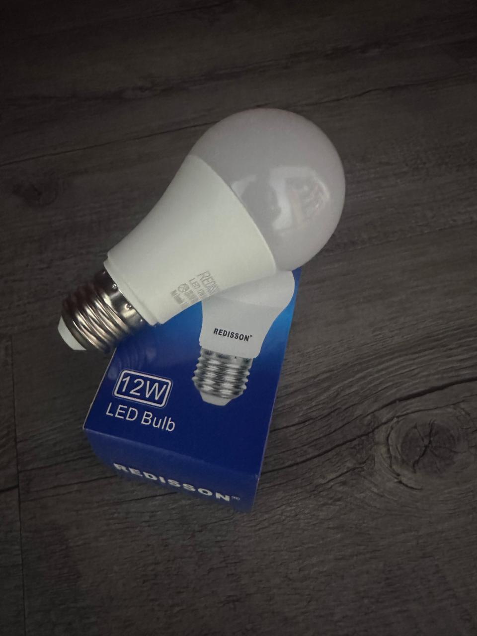REDISSON 220v AC 12Watt E27 (Screw Type) 6500K LED Bulb (10008156) - Electromann SA