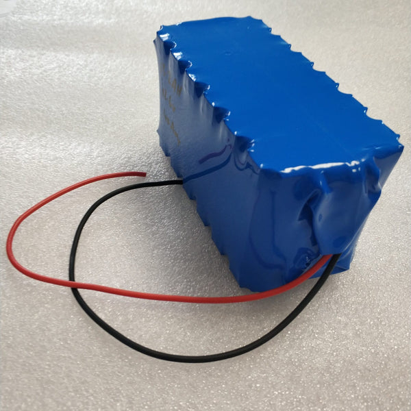 12.6v 13.2Ah Rechargeable Li-ion Battery Pack with 15Amp BMS