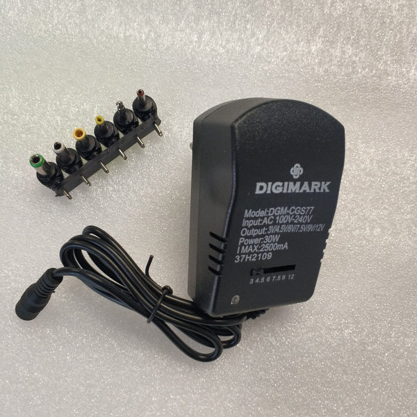 Digimark DGM-CGS77 3- 12v 2.5Amp Universal Adjustable  Power Supply