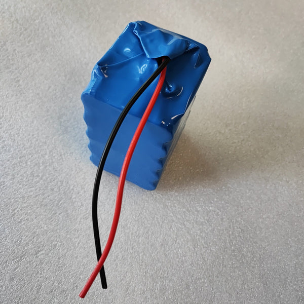 12.6v 11Ah Rechargeable Li-ion Battery Pack with BMS