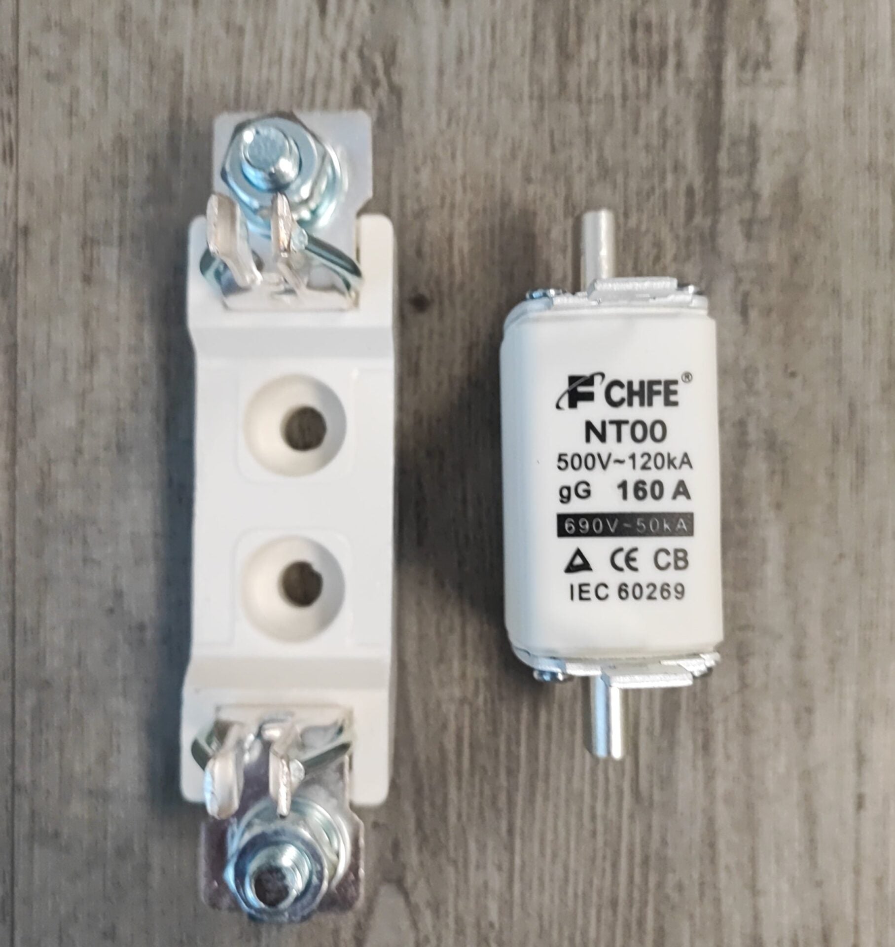 160Amp 1000v Ceramic Fuse + Holder