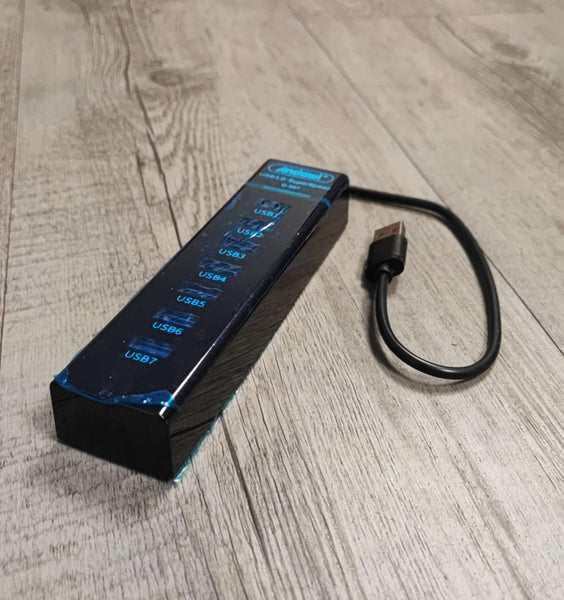 Andowl Q-507 USB 3.0 7Port Hub - Expand Your Computer's Connectivity with High-Speed USB 3.0 Ports