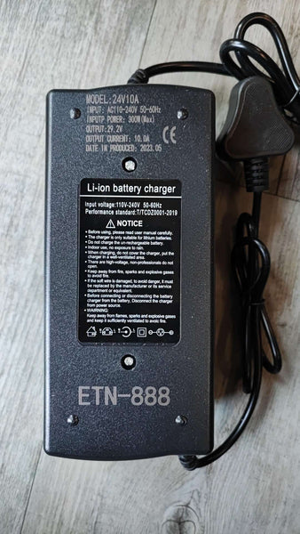 Easton ETN-888 29.2vDC 10Amp Intelligent Lithium Battery Charger