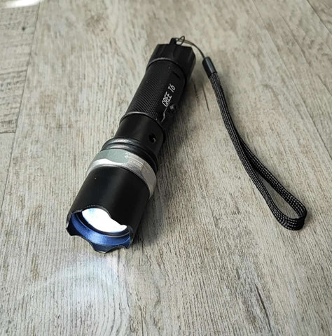 ETN Rechargeable Lithium Adjustable Zoom LED Flashlight