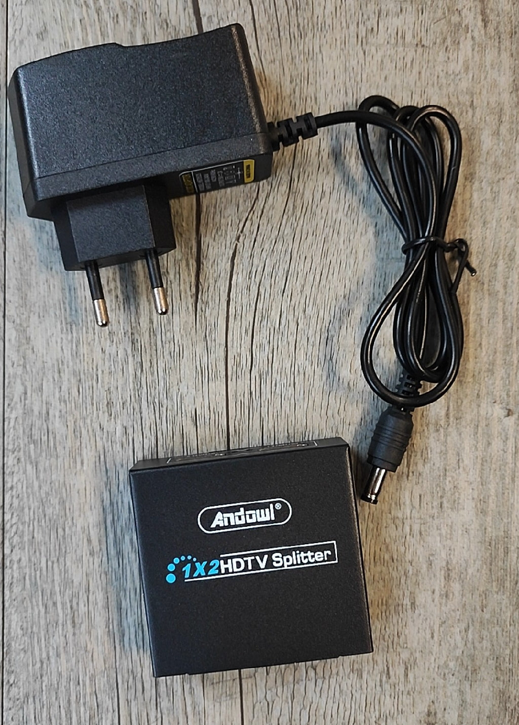 HDMI Splitter 1 x 2 Way - Connect One HDMI Source to Two Displays Simultaneously | 4K Resolution Support - Electromann SA