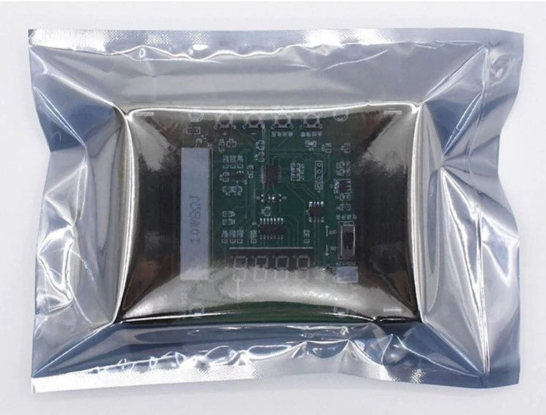 XH-M240 Battery Capacity Tester for 18650 Lithium Cells - Electromann SA