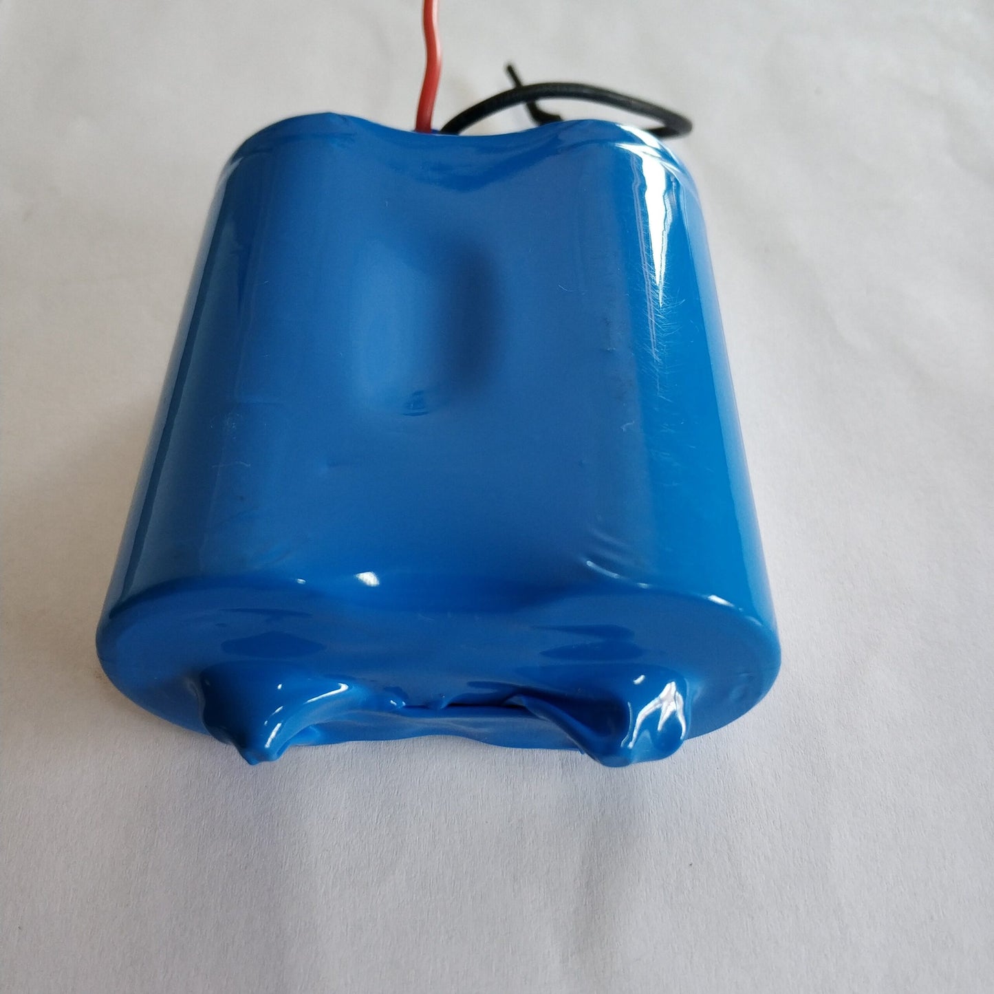 10ah 3.2v LiFePo4 Battery with BMS - Electromann SA