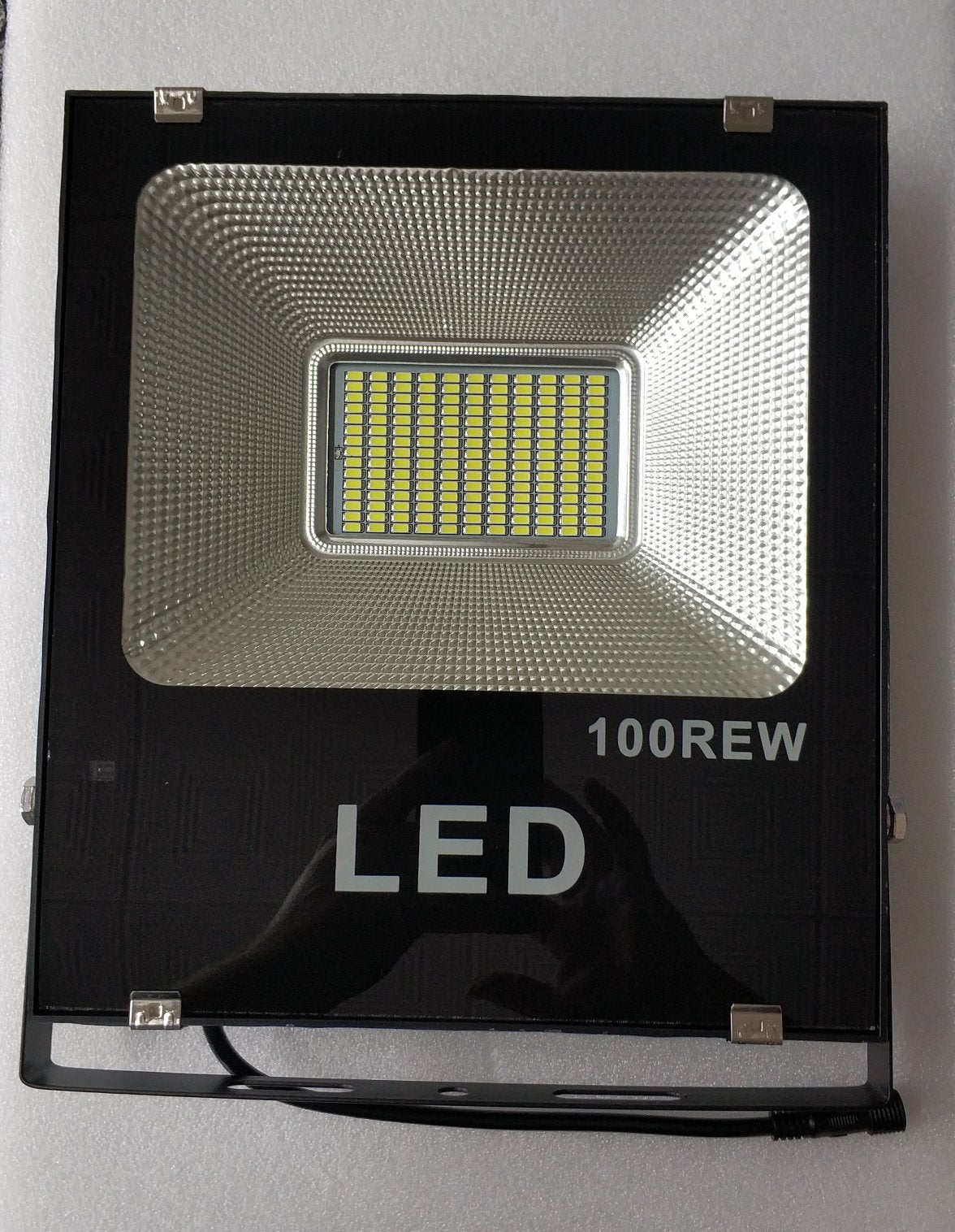 Digimark DGM-100REW 100Watt Solar LED Outdoor Floodlight - Electromann SA