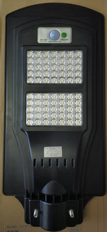 Glite 60watt Solar Powered LED Street/Pole Light - Efficient and Eco-Friendly Outdoor Lighting Solution - Electromann SA