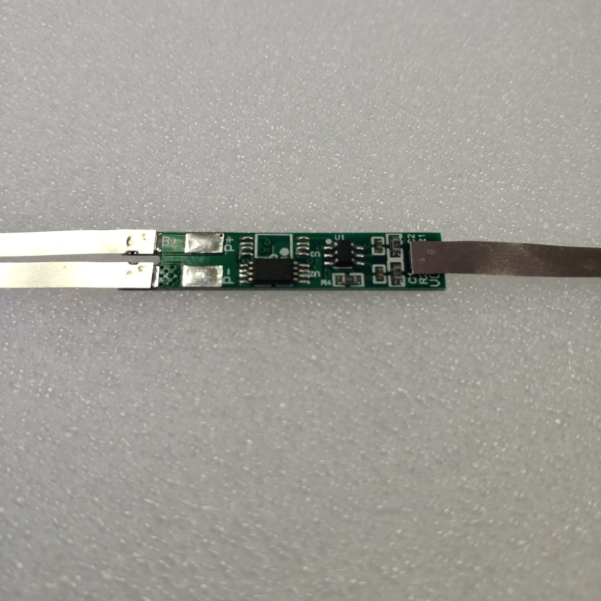 2S 7.4V 3A 18650 Lithium Battery Protection Board - Electromann SA