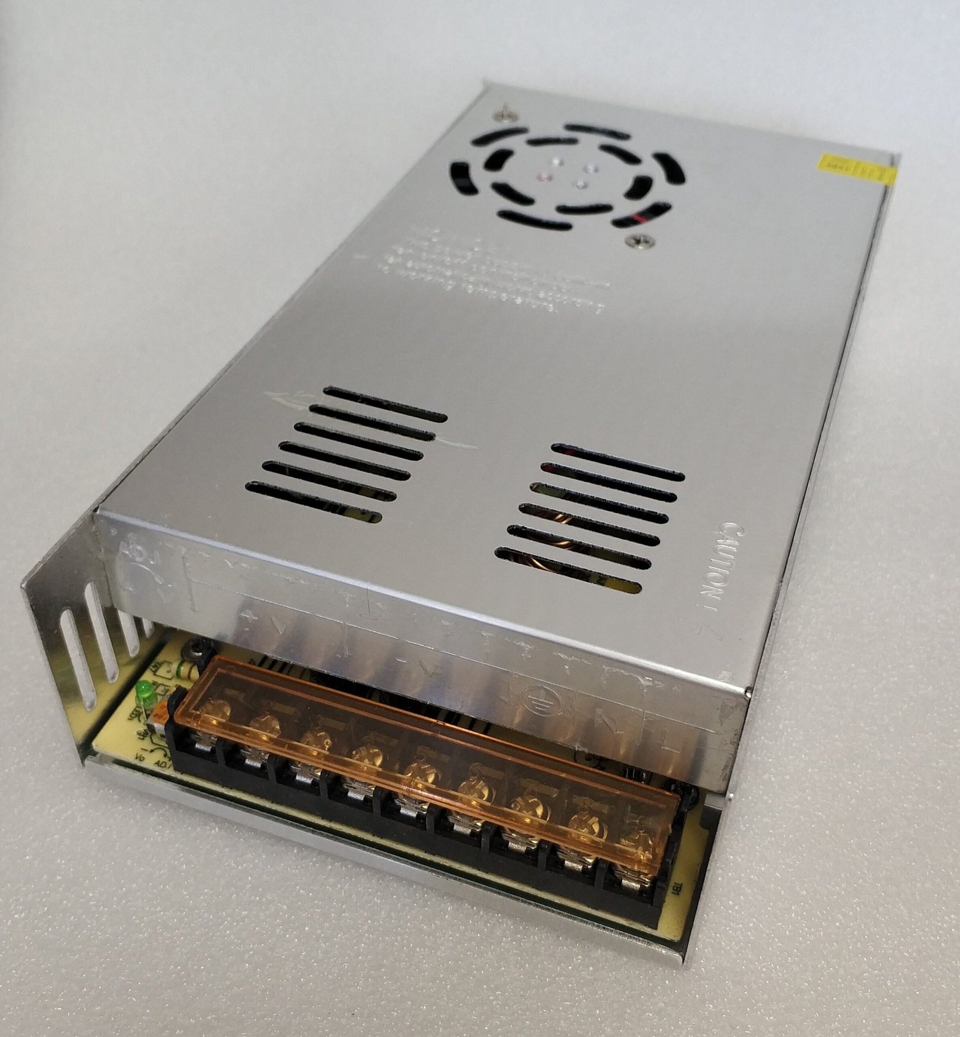 Andowl Q-D40A 220v AC to 12v DC 40A Power Supply - Efficient and Reliable Power Source - Electromann SA