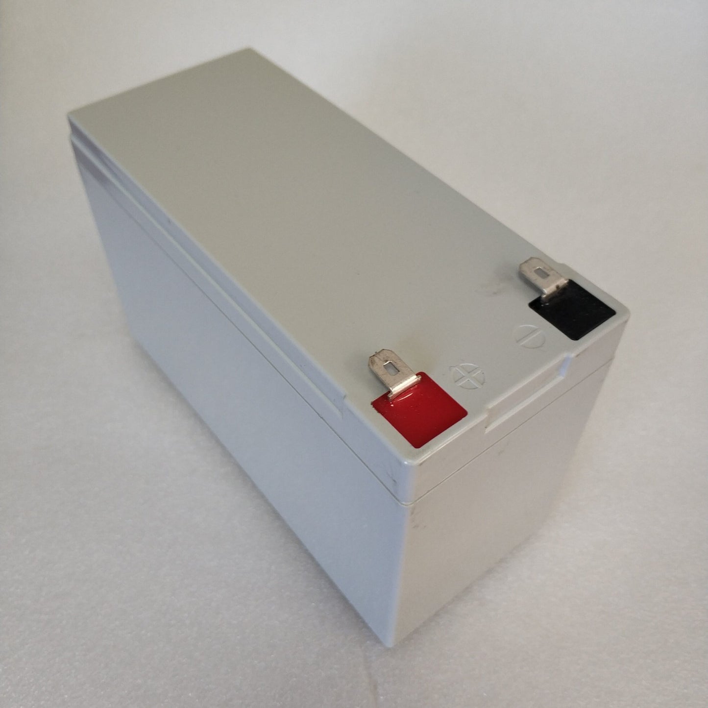12.6v 11000mah Lithium battery - Electromann SA