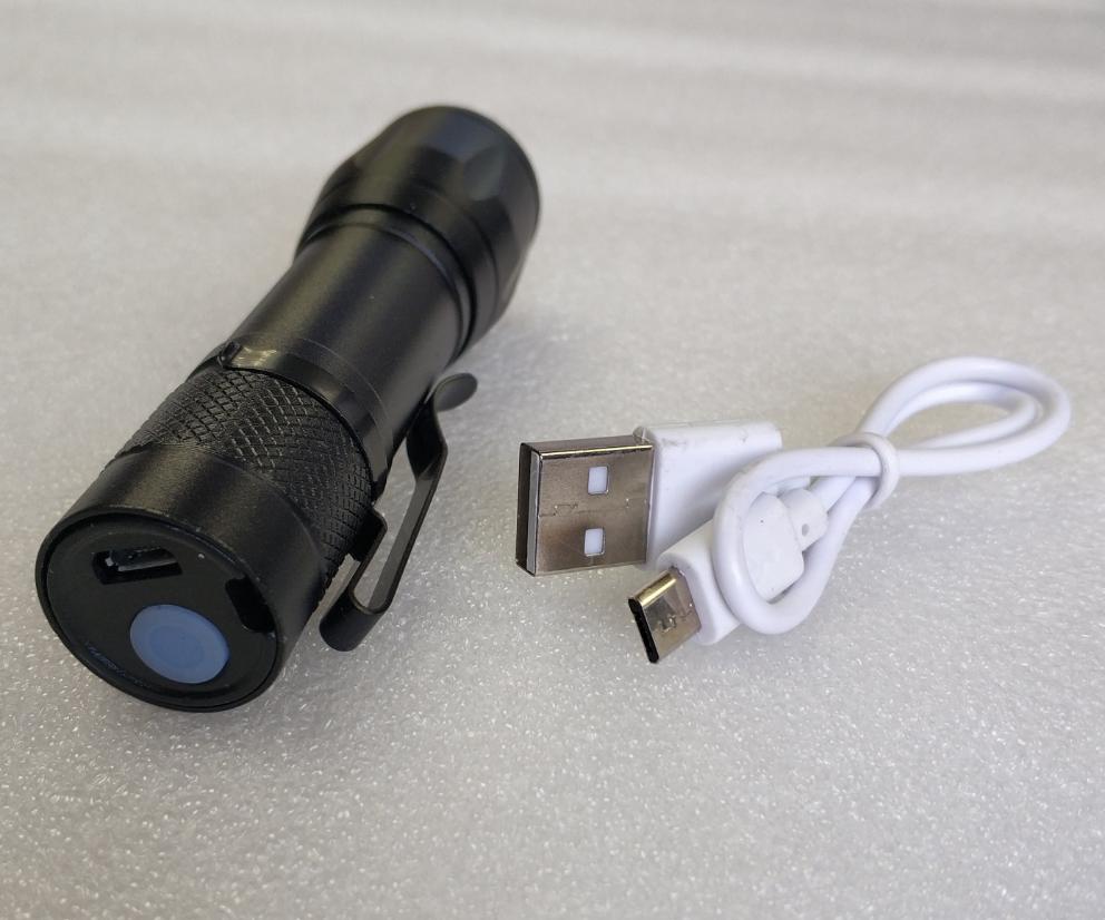USB Charged Led Flashlight - Rechargeable Flashlight with Bright LED Bulb - Electromann SA