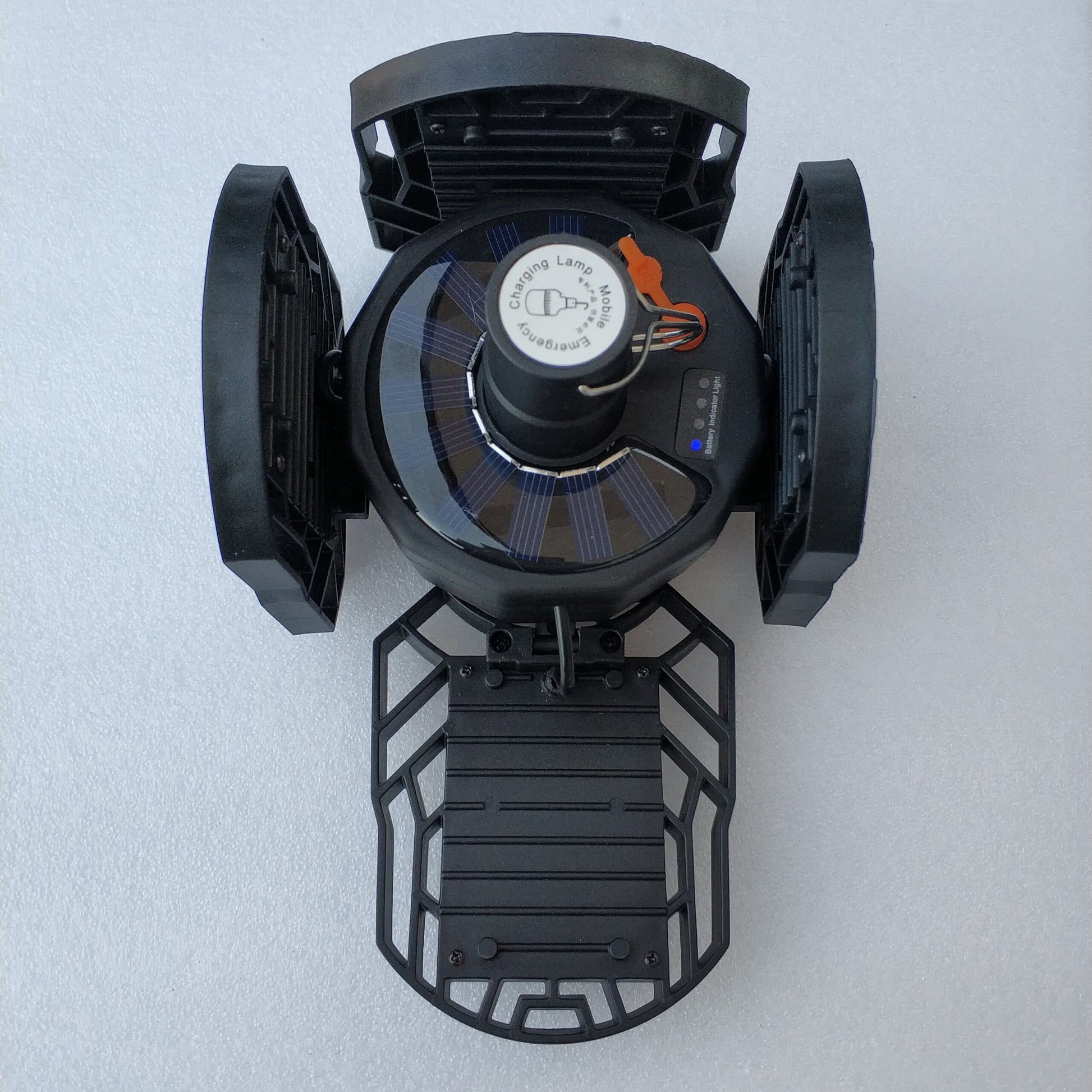 Solar Rechargeable 40W Pure White 104 LED Folding/Deformable Ceiling Light Bulb - Electromann SA