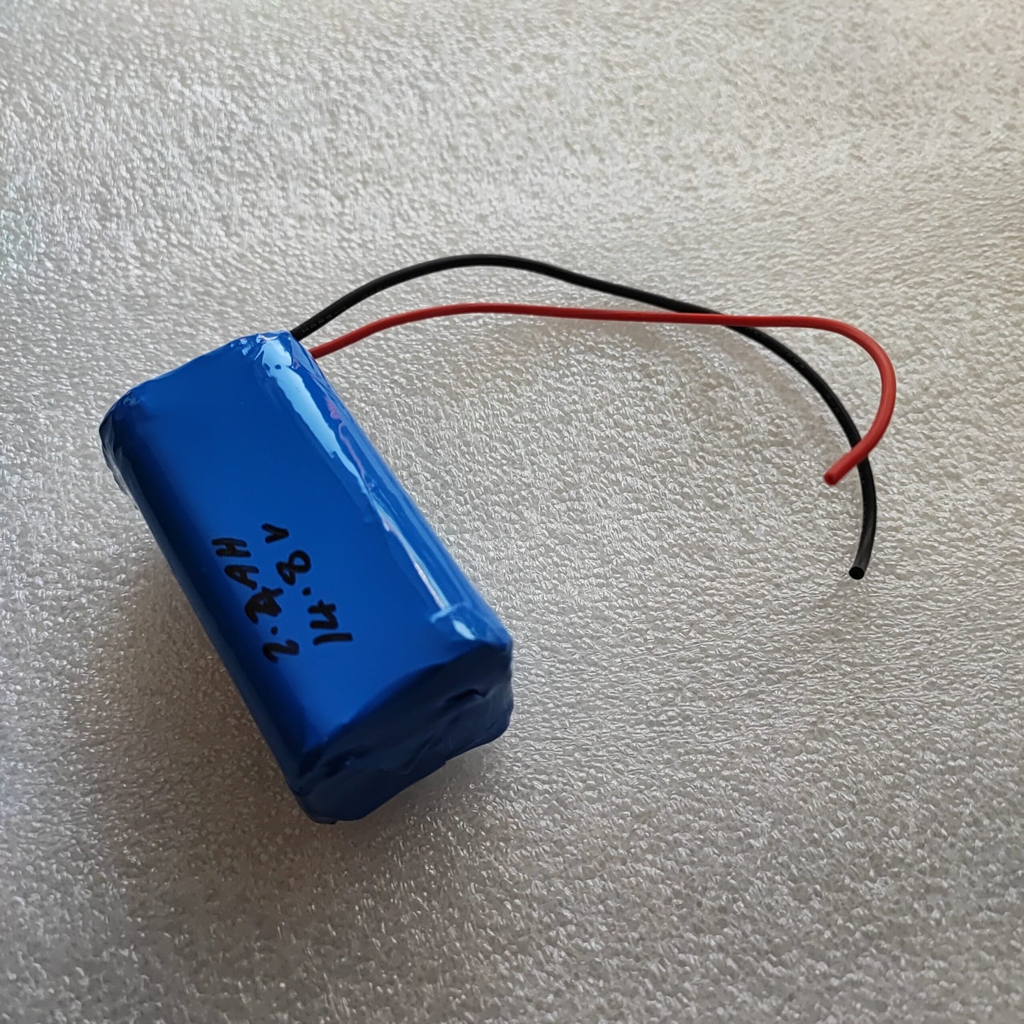 4S1P 2200mah 14.8V 10A Peak Li-ion BMS Battery - Electromann SA
