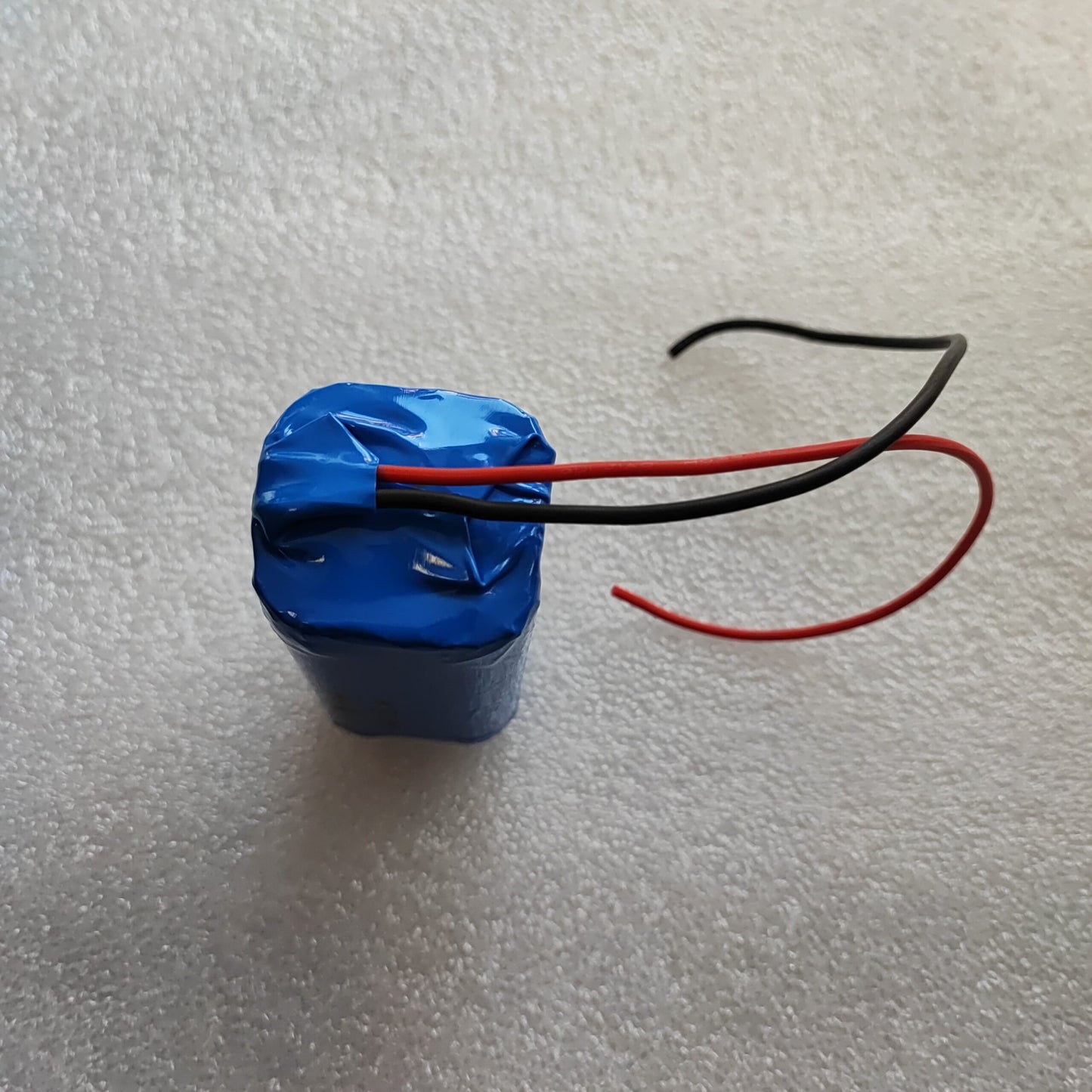 4S1P 2200mah 14.8V 10A Peak Li-ion BMS Battery - Electromann SA