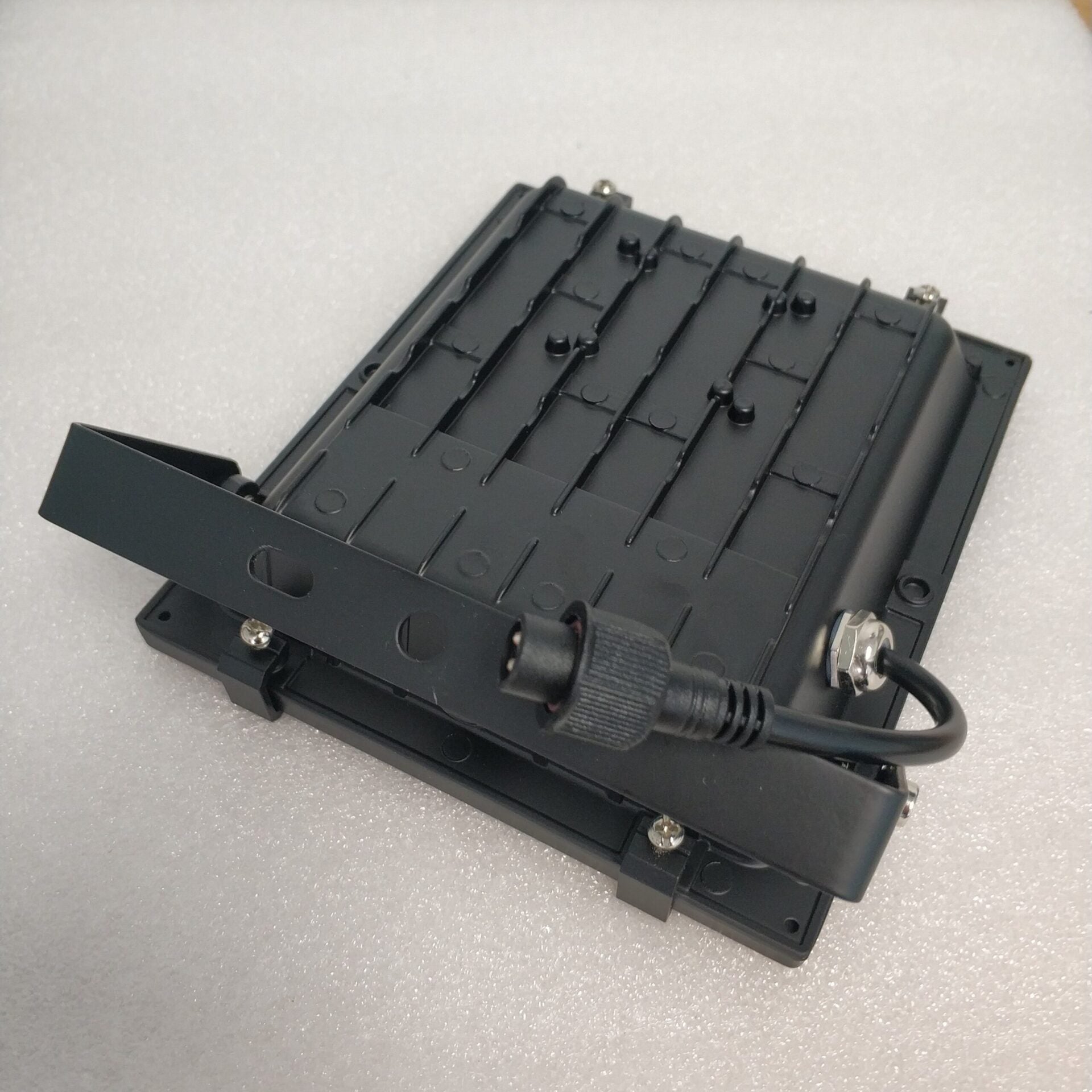 Redisson 30Watt *High Quality* SOLAR Outdoor LED Flood Light - Electromann SA