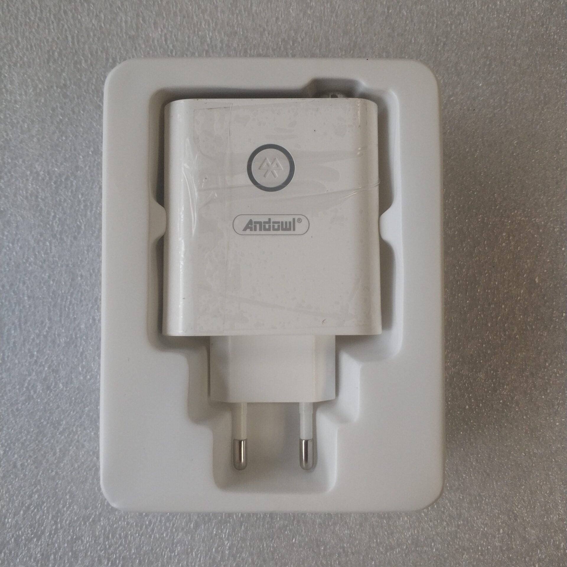 Andowl K16 Wireless Bluetooth Audio Adapter and Mobile Charger - Electromann SA