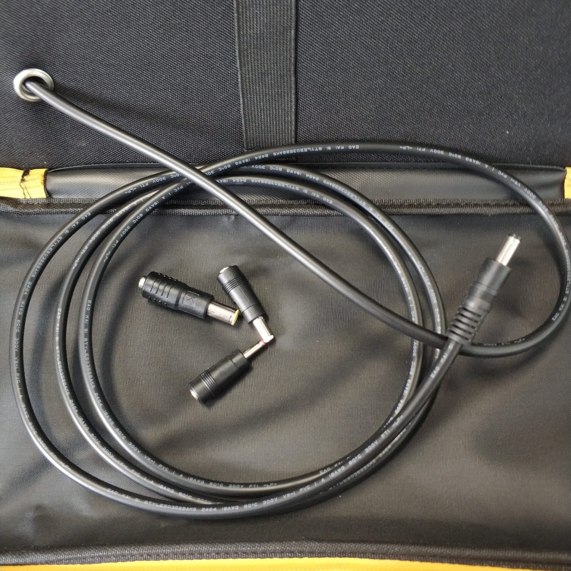 YD320M 300w 12v 25ah (320wh) Pure Sine Solar Mobile Power Box - Electromann SA