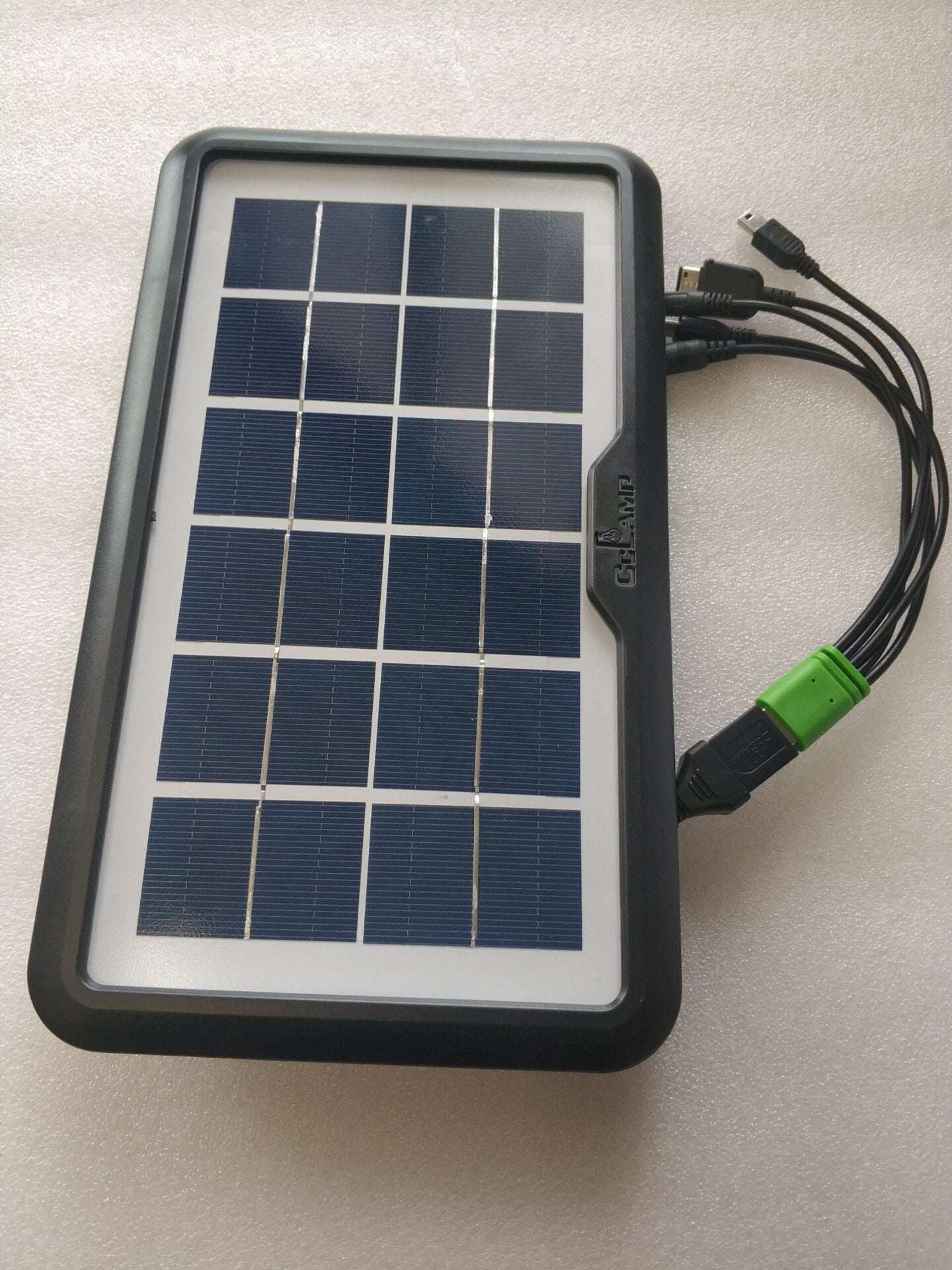 CCLamp CL-680 8W Solar Mobile Phone Charger Kit - Electromann SA