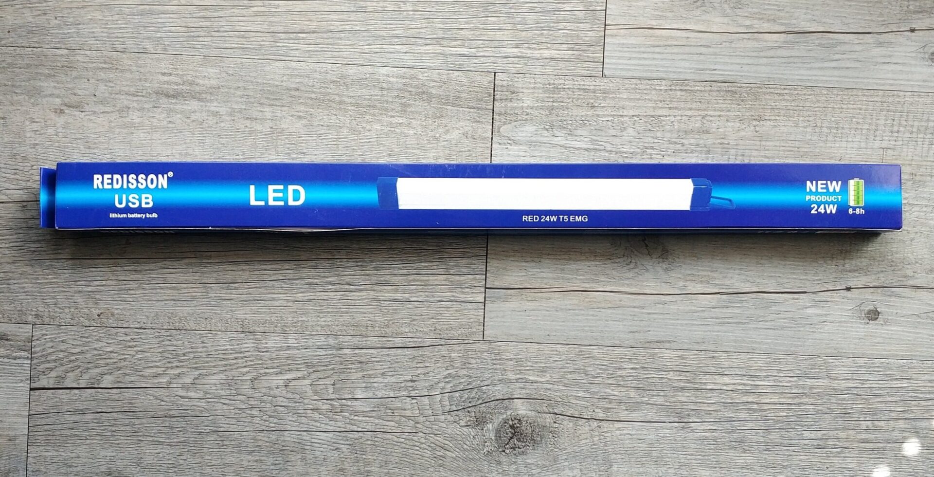 Redisson 24W T5 Rechargeable Portable LED Tube Light - Electromann SA