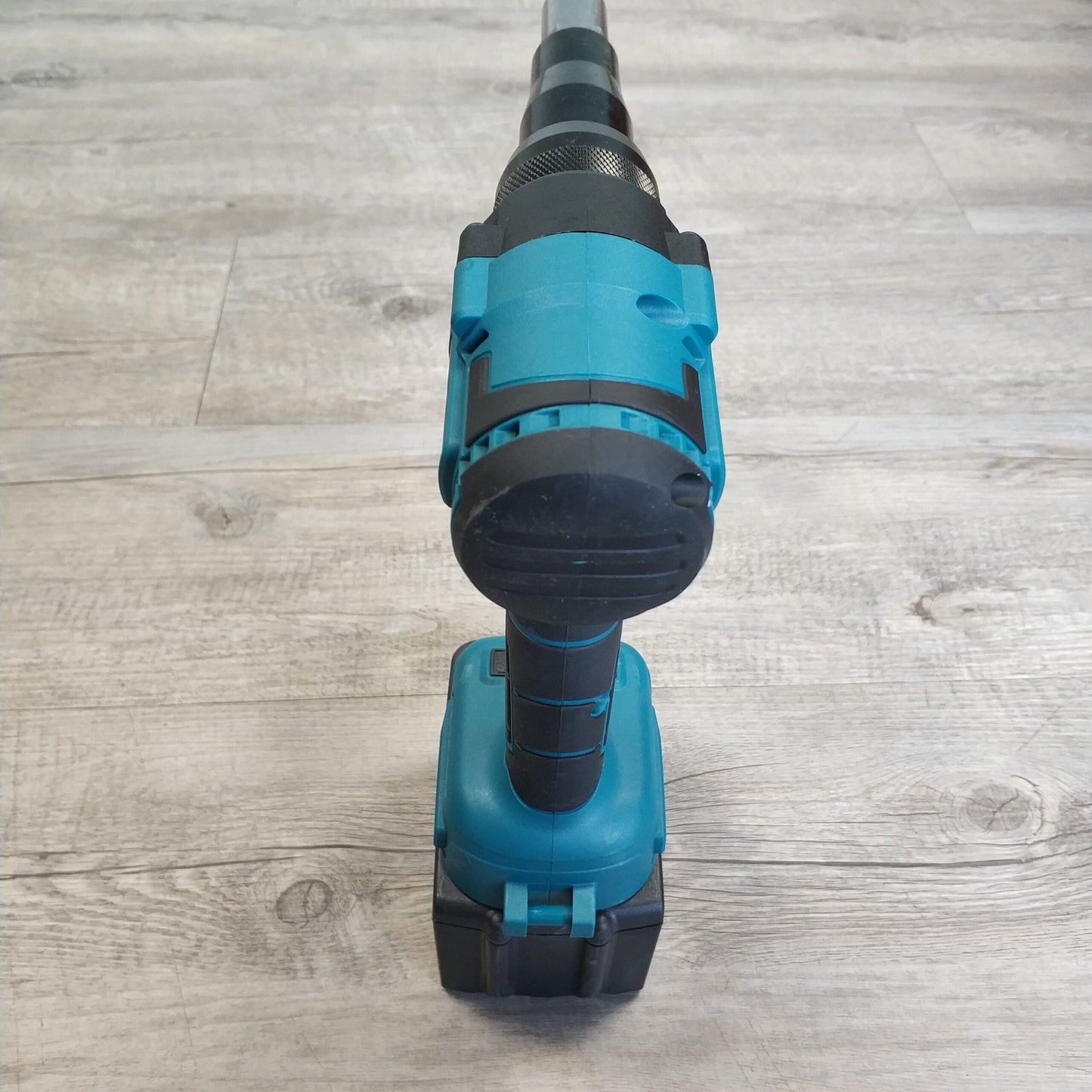 King Shoden Rechargeable Li-Ion Rivet Tool Kit - Powerful and Versatile Tool for Professionals - Electromann SA