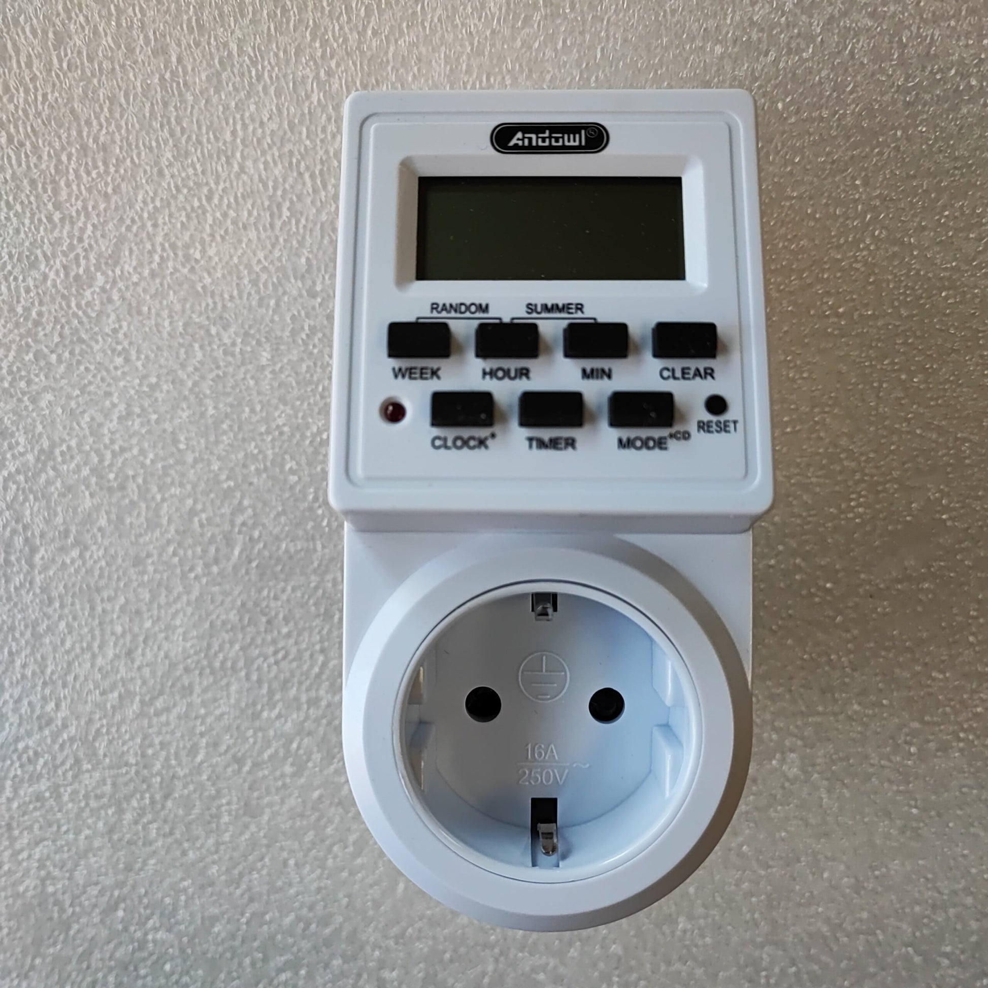 Andowl Q-A112 220V 24 Hour Programmable Digital LCD Power Timer Switch - Electromann SA