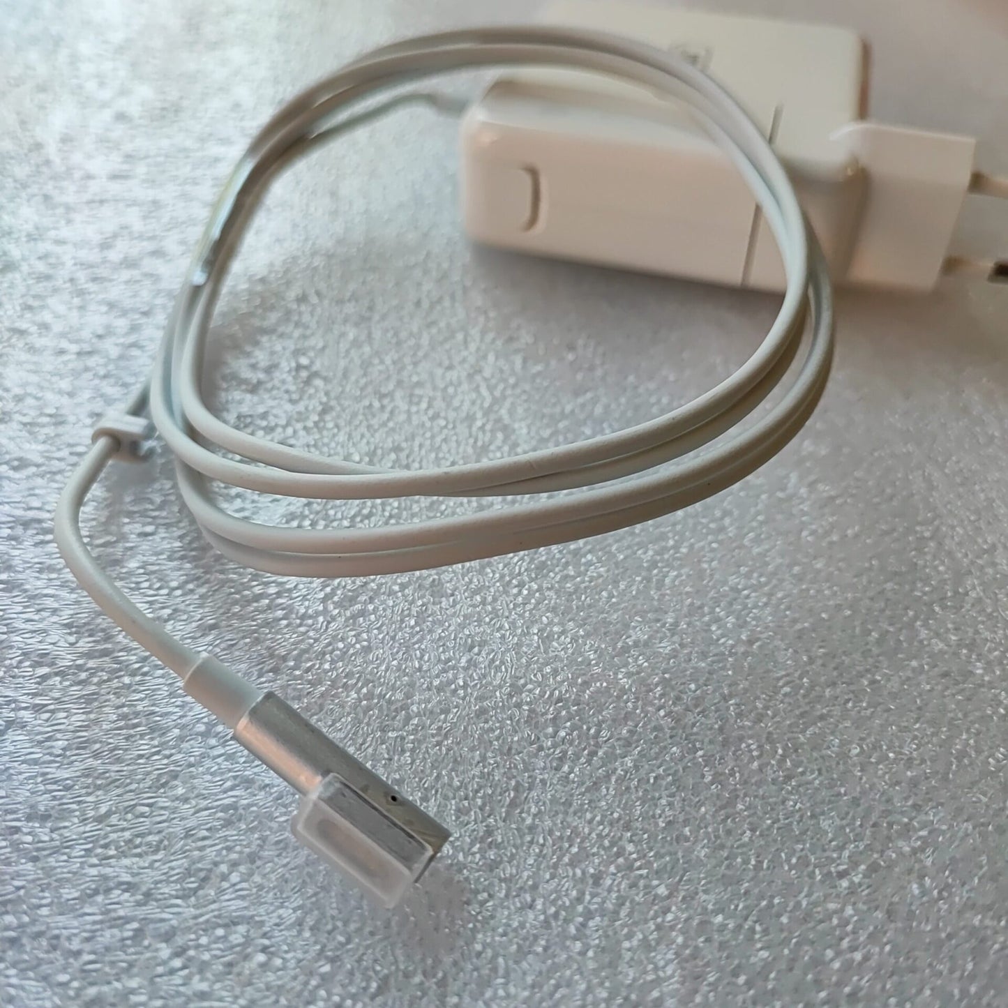 Andowl Q-KC02 85Watt L-Type High Speed Mobile Phone Charger - Electromann SA