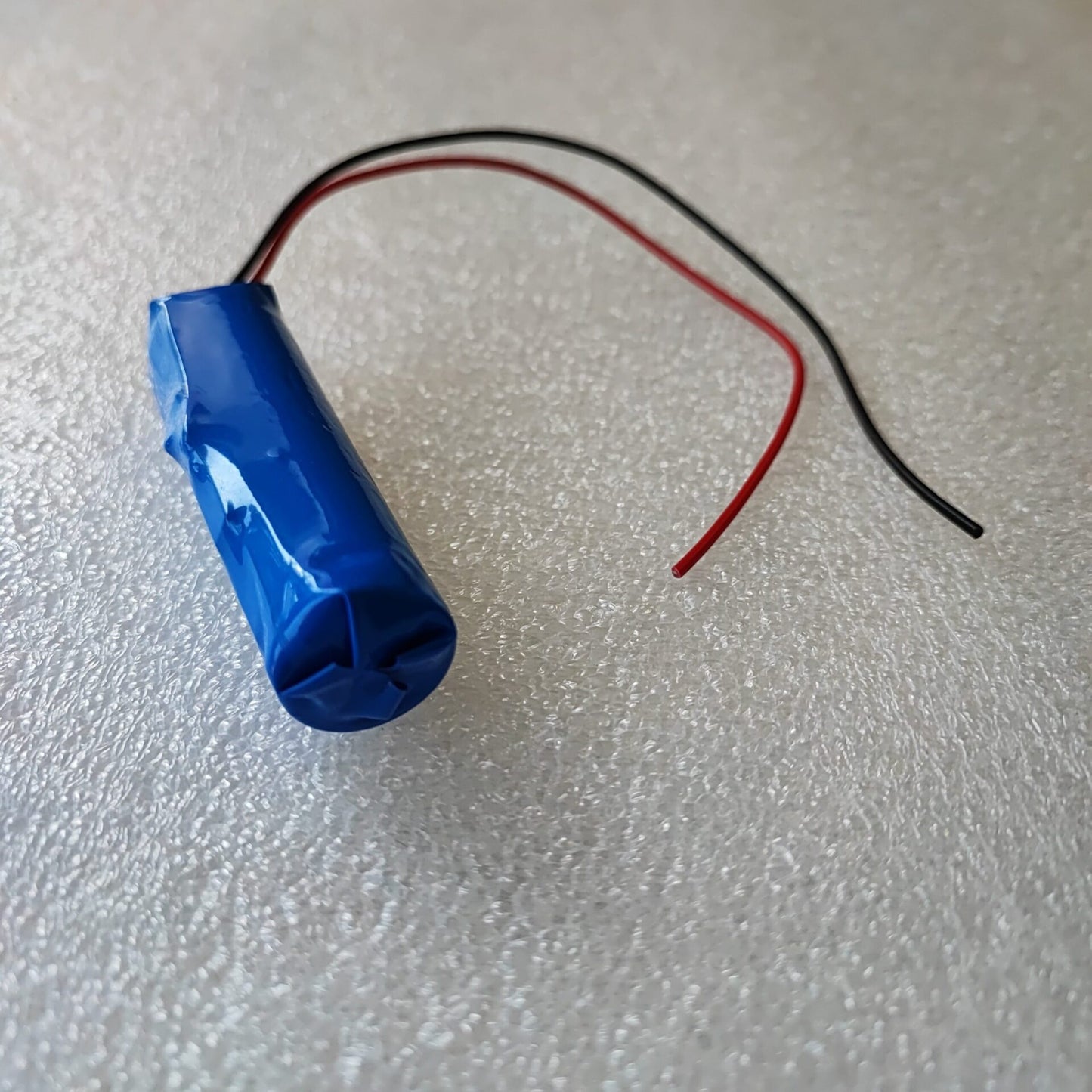 4800mah 3.7v 21700 Lithium Ion Battery with Built-In BMS - Electromann SA