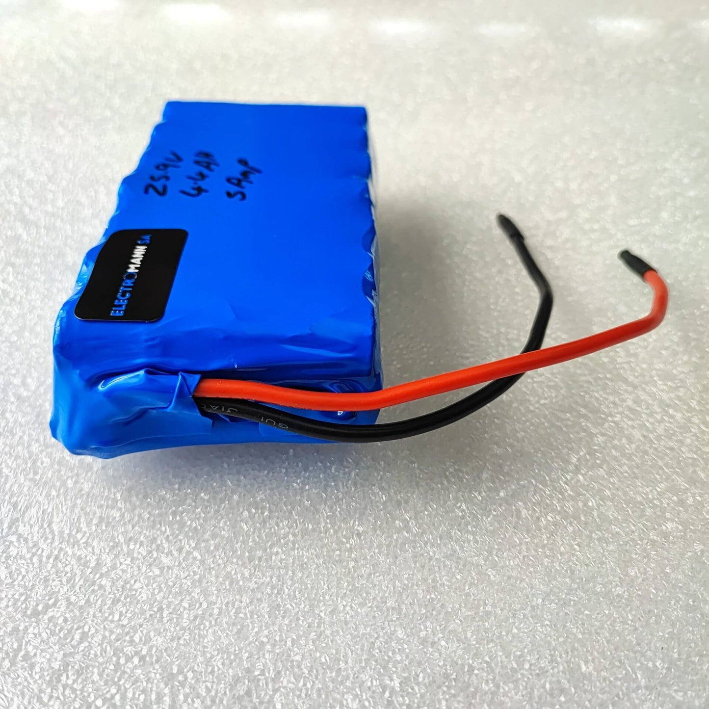 24V 4.4AH Rechargeable Li-ion Battery Pack with Balance Board - Electromann SA