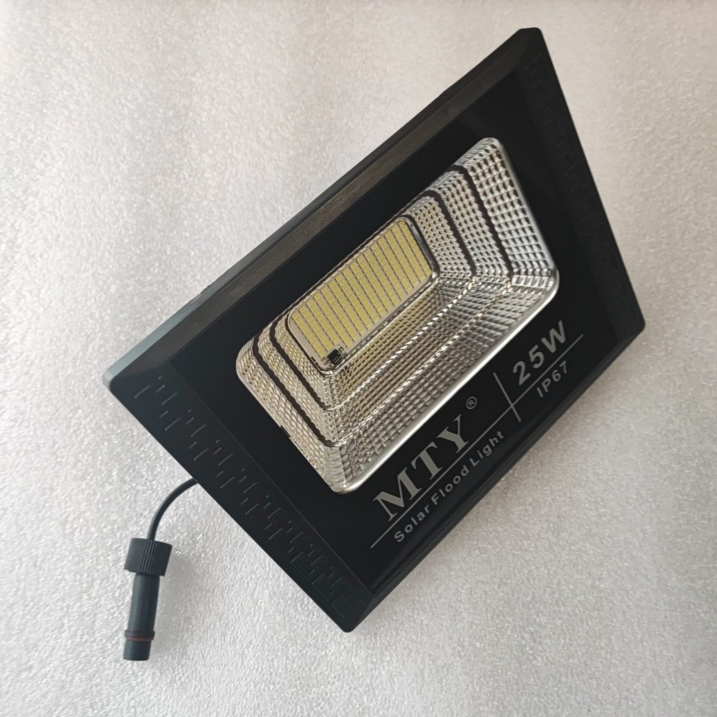 MTY-554025 25Watt Solar LED Outdoor Floodlight - Electromann SA