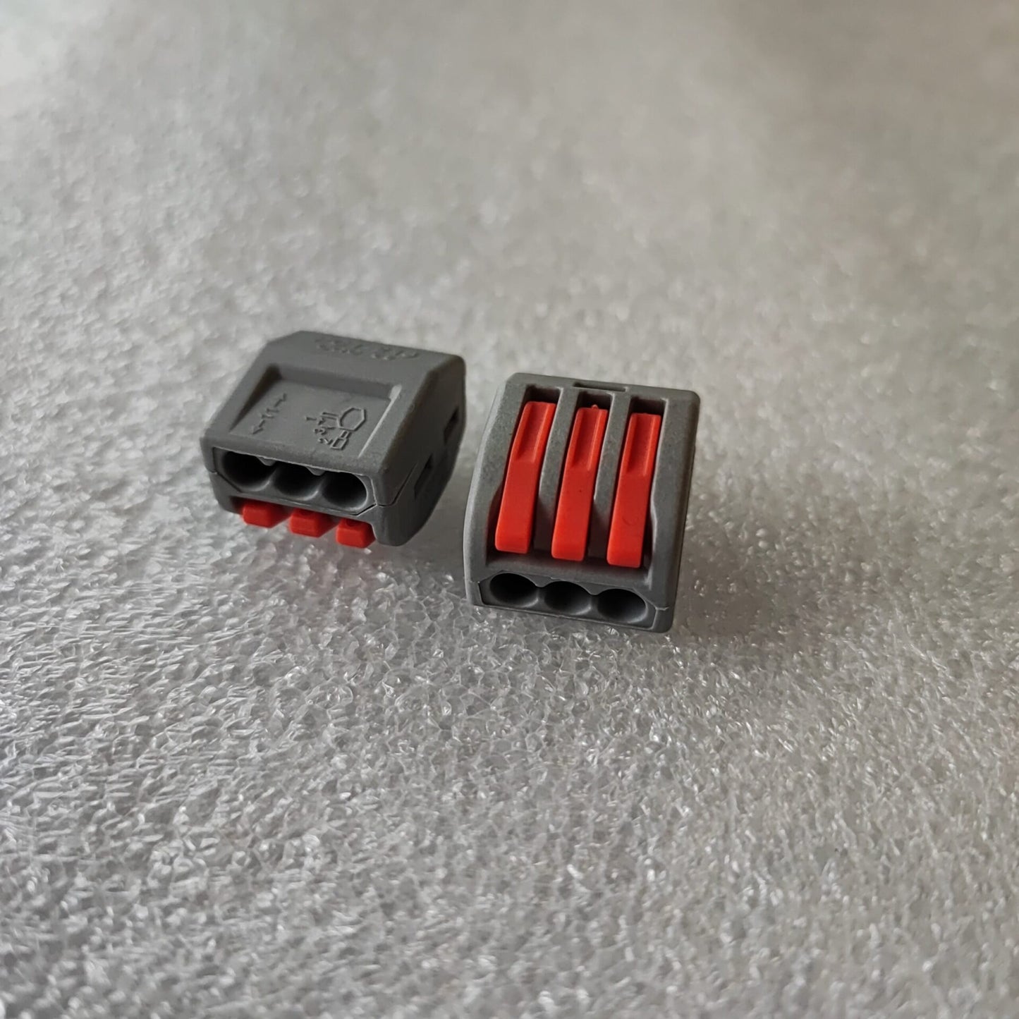 Redisson PCT-213 3Pin Compact Splicing Connector - Electromann SA