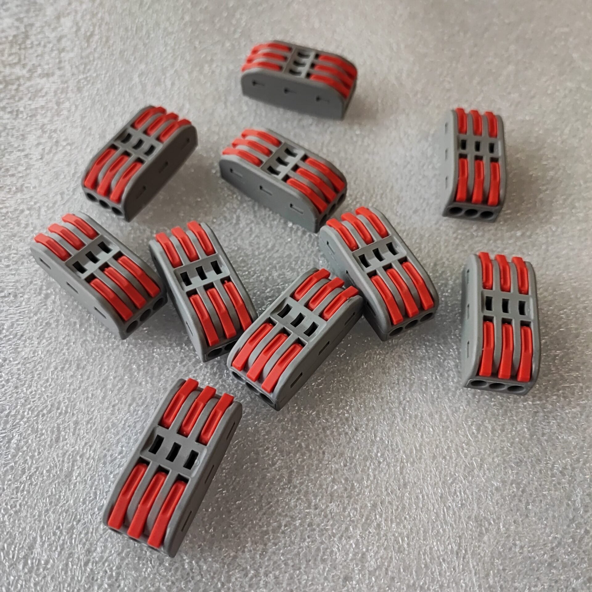 Redisson PCT-223 3Pin Compact Splicing Connector - Secure and Efficient Wire Splicing - Electromann SA