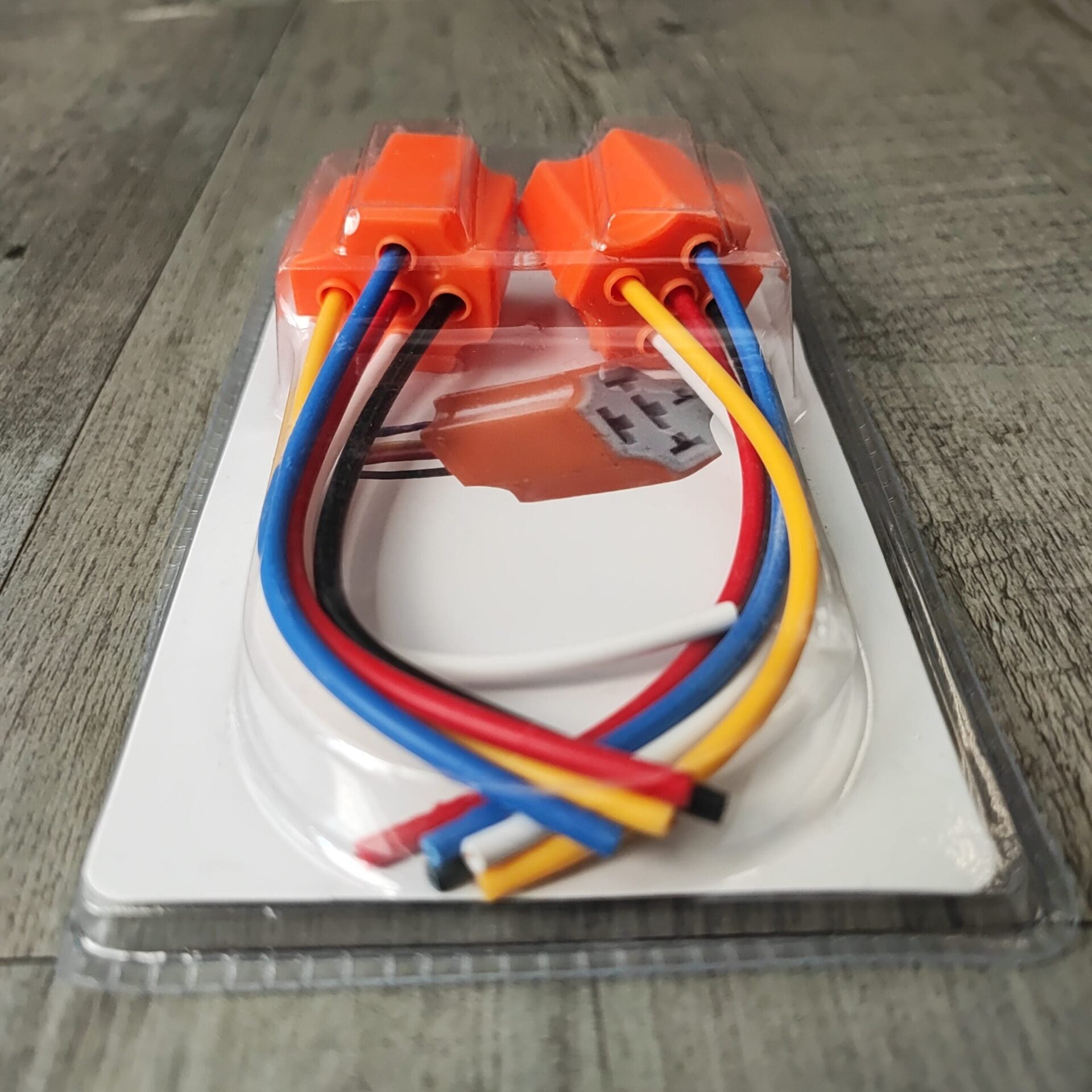 Fony CTC-360 Ceramic 5-Wire Automotive Relay Connector Set - Electromann SA