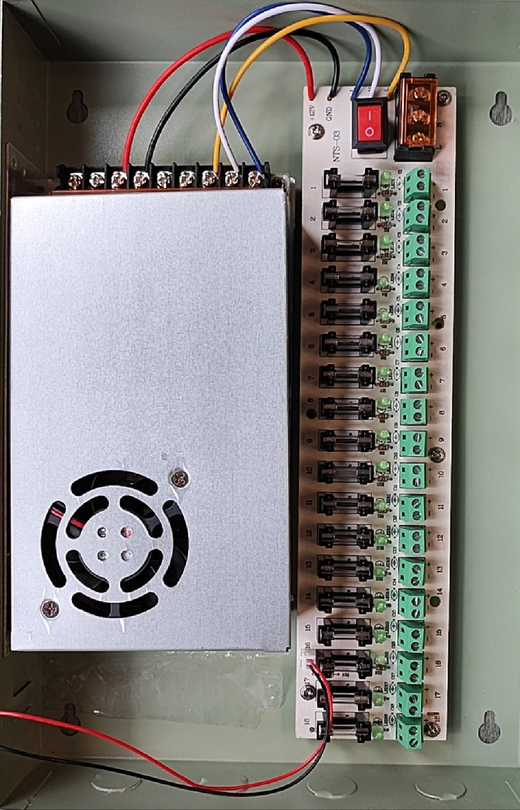 12v 20 Amp 18CH Power Supply with Metal Enclosure - Electromann SA