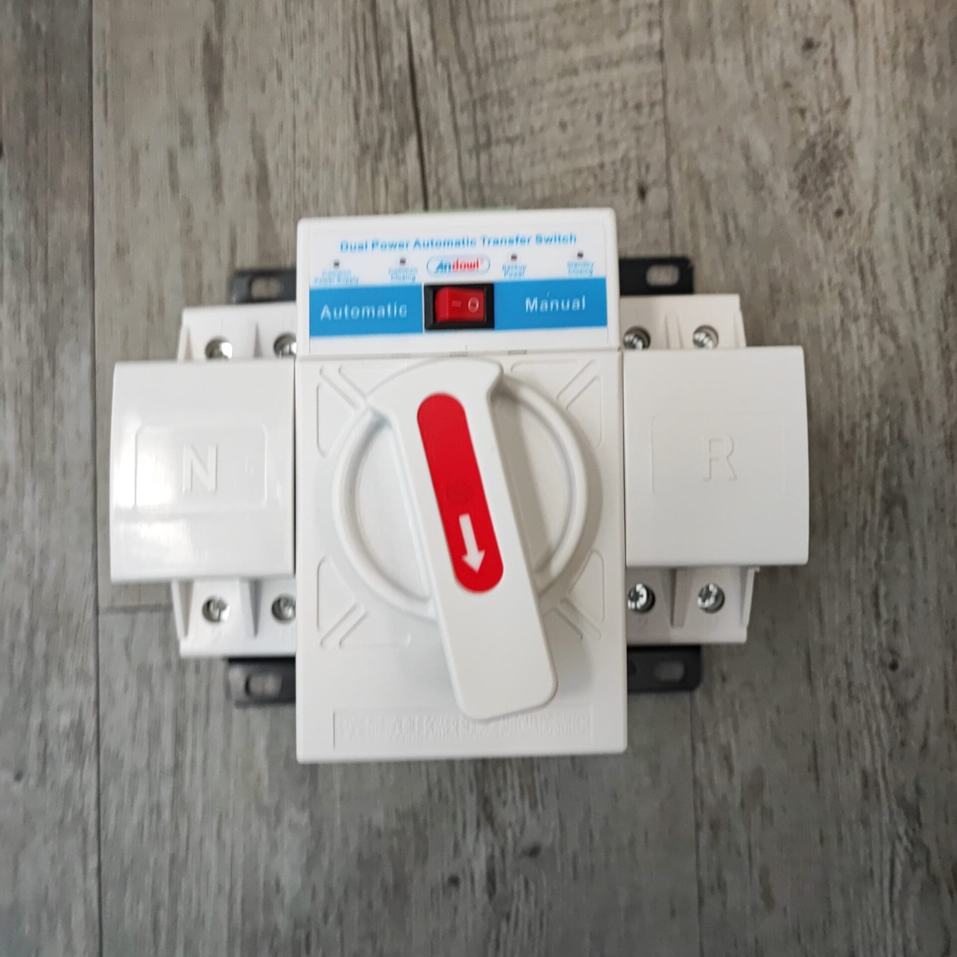 ANDOWL Q-KG630 63Amp 2 Pole AC220v Automatic Changeover Switch - Reliable and Efficient Power Transfer - Electromann SA