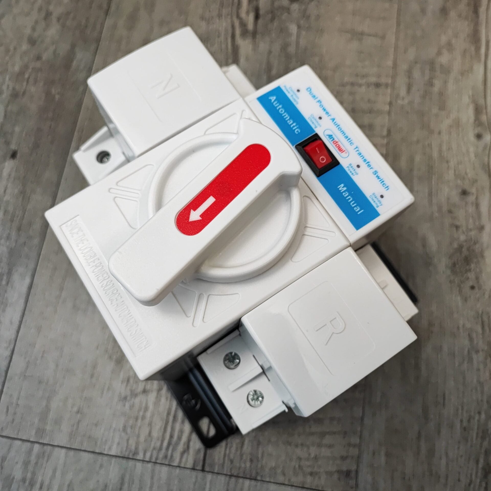 ANDOWL Q-KG630 63Amp 2 Pole AC220v Automatic Changeover Switch - Reliable and Efficient Power Transfer - Electromann SA