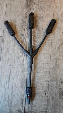 Expand Your Solar System with the 1 to 3 Solar Panel Y Connector and Splitter Set - Electromann SA