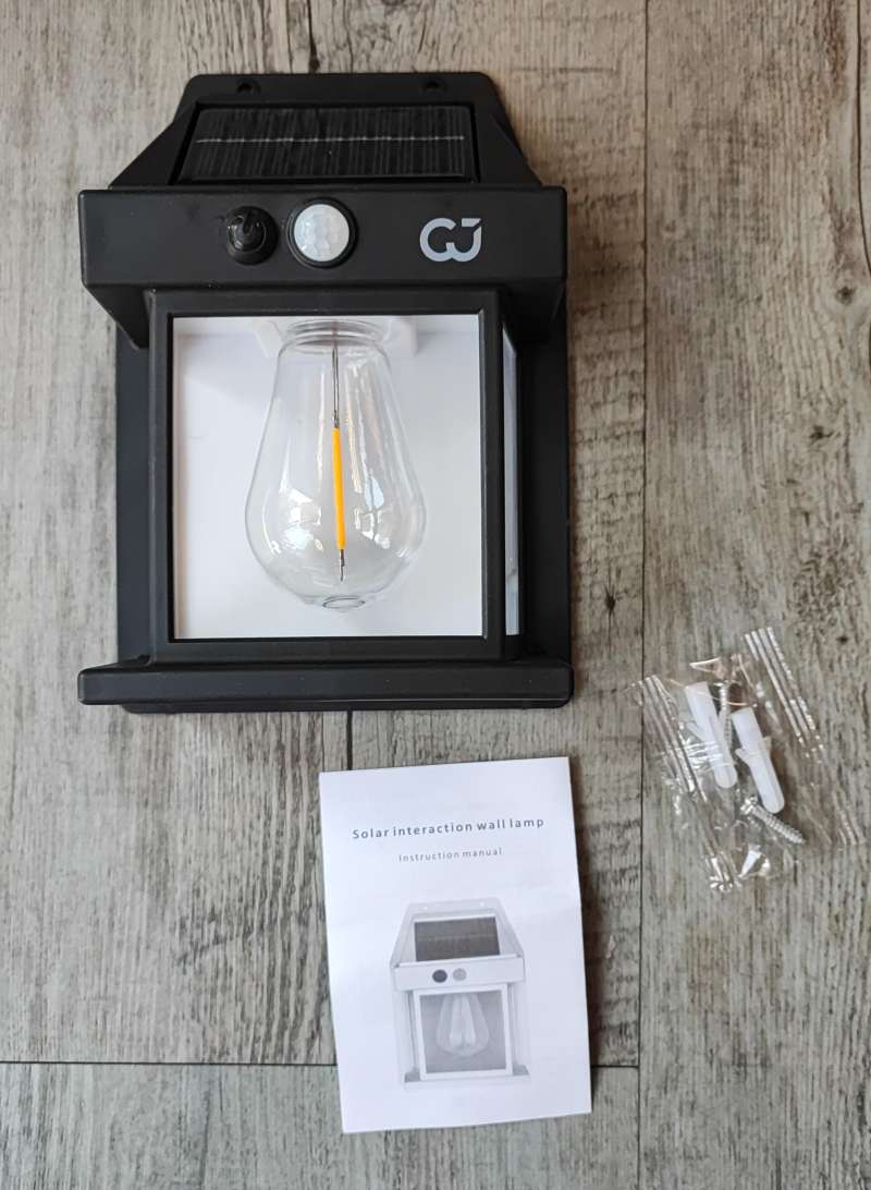 Solar Rechargeable Interaction Wall Lamp - Eco-Friendly and Interactive Lighting Solution - Electromann SA