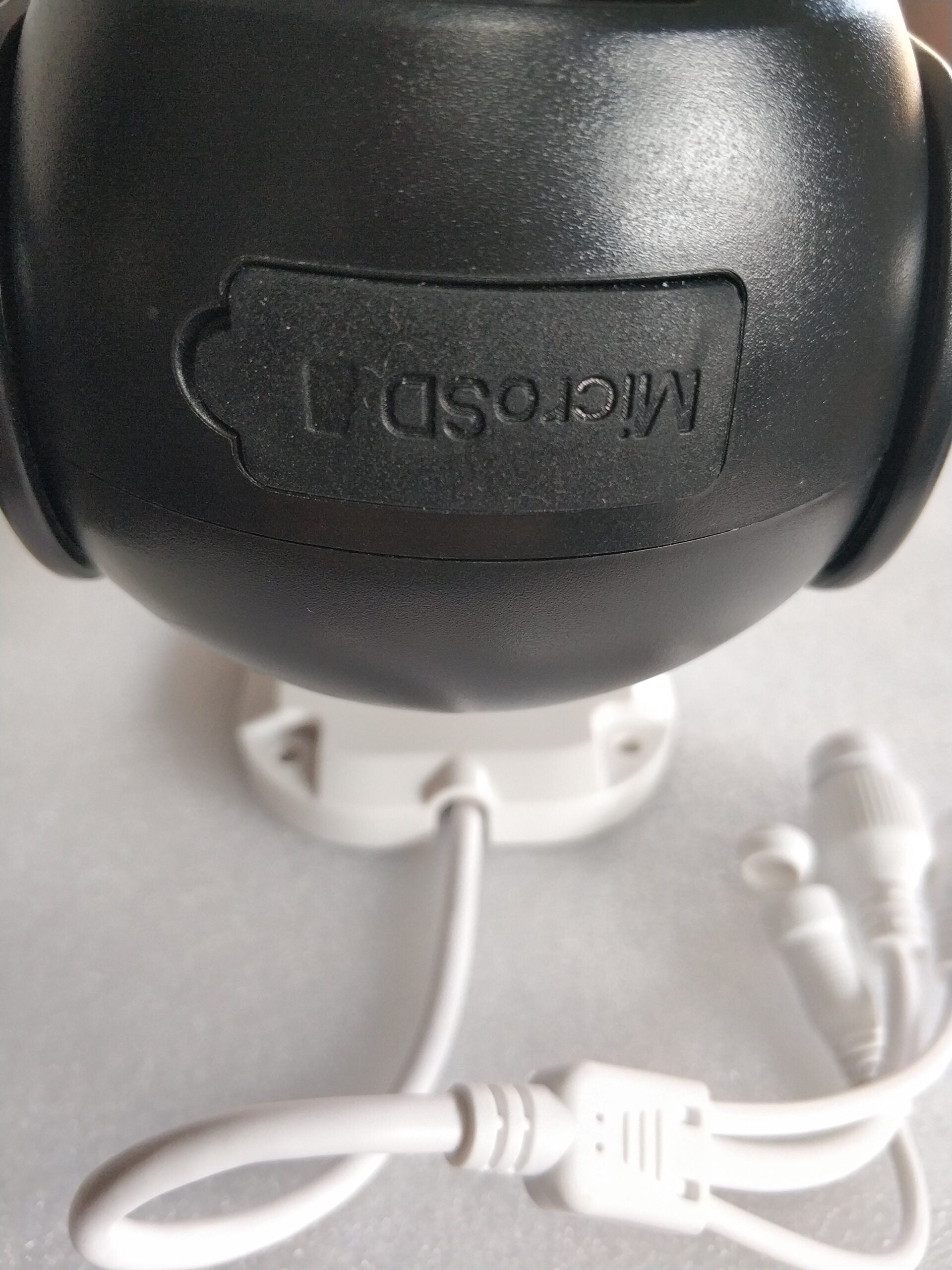 Andowl Q-S4 MAX 8K AI Wifi Constant Speed Dome IP PTZ Camera - Electromann SA