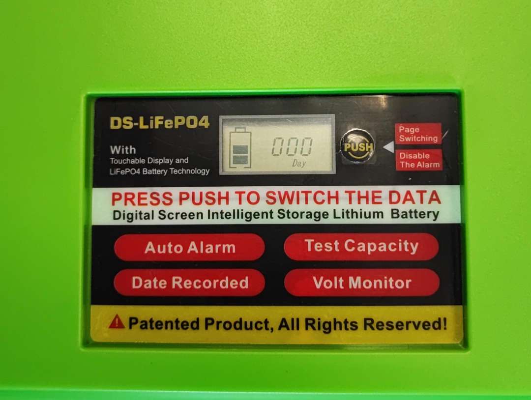 Solar EJC 200AH 12.8v 2.56kwh LiFePo4 Portable Battery - Reliable and Efficient Power Solution - Electromann SA