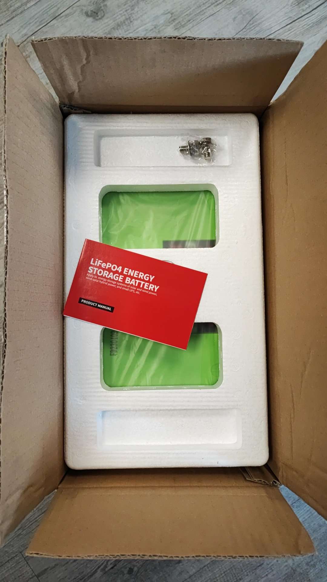 Solar EJC 200AH 12.8v 2.56kwh LiFePo4 Portable Battery - Reliable and Efficient Power Solution - Electromann SA