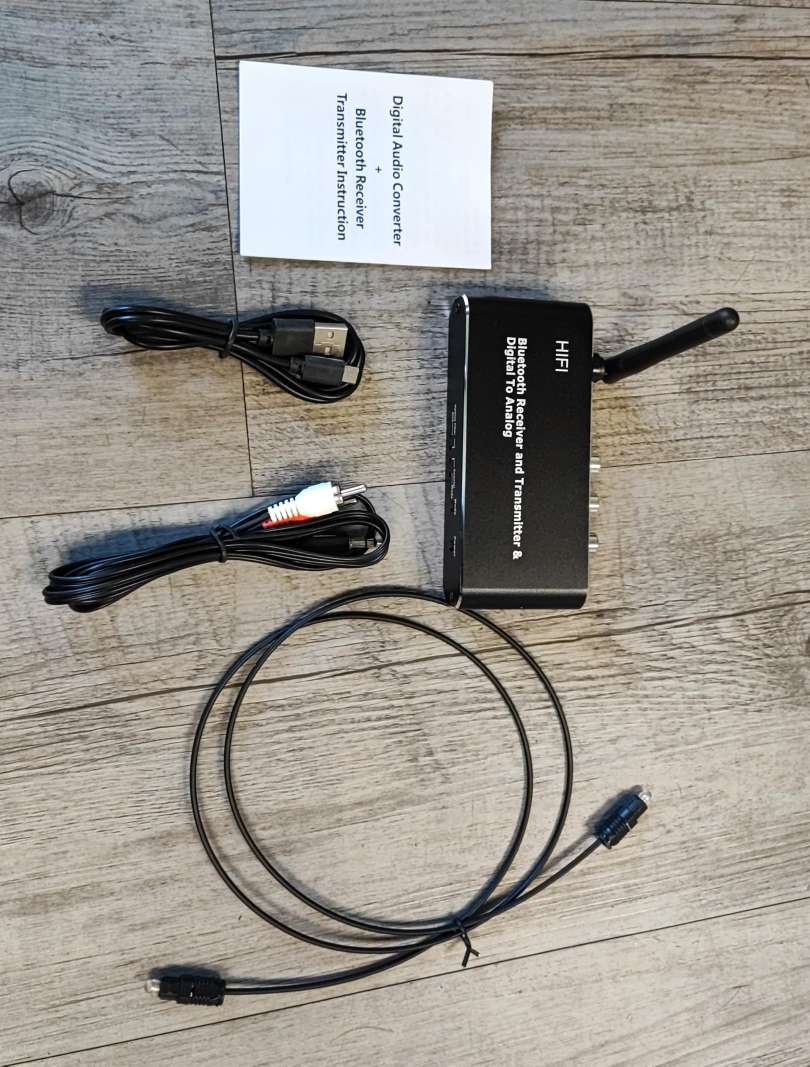 D09 Wireless Bluetooth Receiver/Transmitter and Digital to Analog Converter - Stream Music Wirelessly & Enhance Audio Quality - Electromann SA